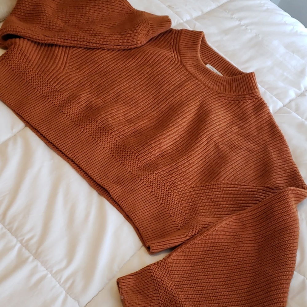 & Other Stories Cropped Sweater  - Sz L